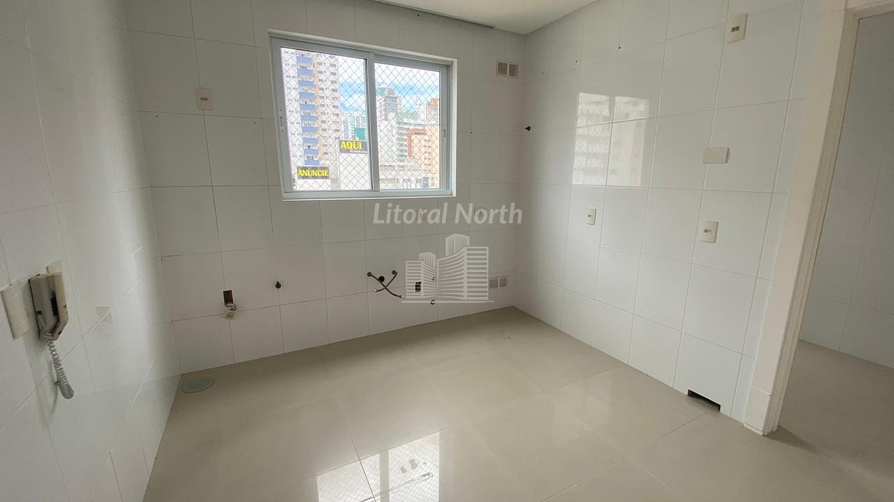 Apartamento à venda com 3 quartos, 1 suíte, 2 vagas e 138m² no Centro, Balneário Camboriú (SC) — foto 8 de 16
