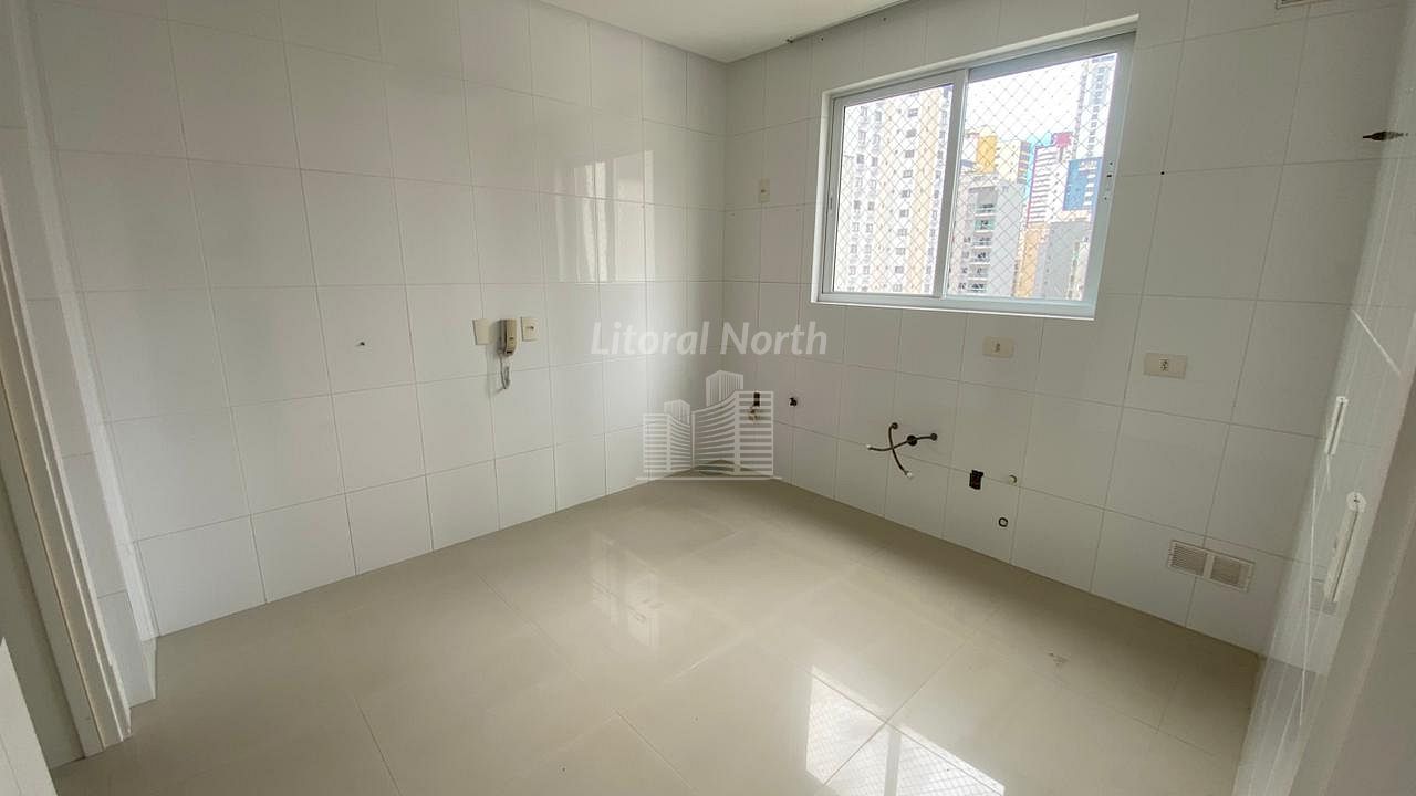 Apartamento à venda com 3 quartos, 1 suíte, 2 vagas e 138m² no Centro, Balneário Camboriú (SC) — foto 9 de 16