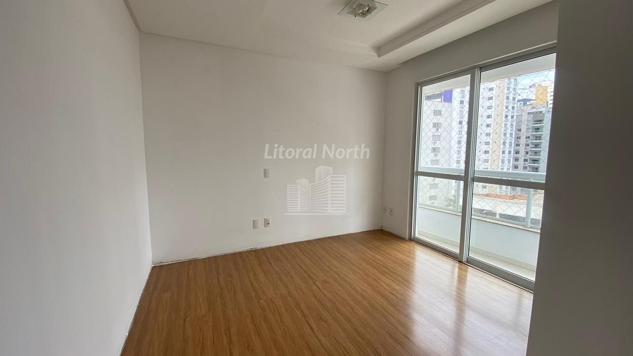 Apartamento à venda com 3 quartos, 1 suíte, 2 vagas e 138m² no Centro, Balneário Camboriú (SC) — foto 13 de 16
