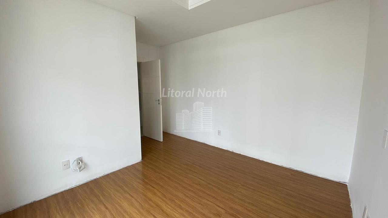 Apartamento à venda com 3 quartos, 1 suíte, 2 vagas e 138m² no Centro, Balneário Camboriú (SC) — foto 14 de 16