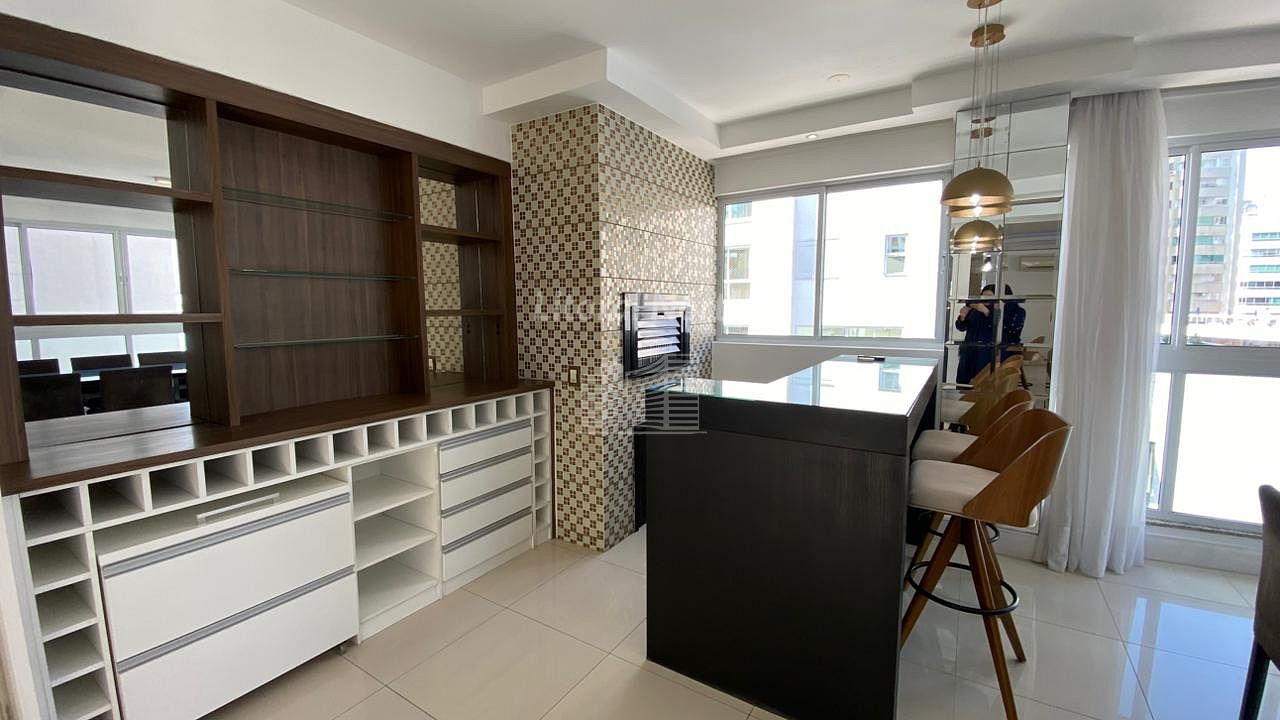Apartamento à venda com 3 quartos, 3 suítes, 2 vagas e 134m² no Centro, Balneário Camboriú (SC) — foto 5 de 19
