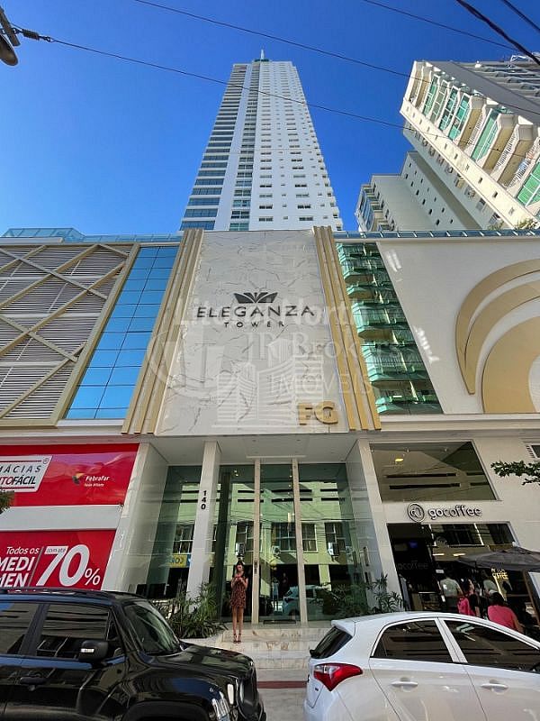 Apartamento à venda com 4 quartos, 2 suítes, 3 vagas e 140m² no Centro, Balneário Camboriú (SC) — foto 2 de 30