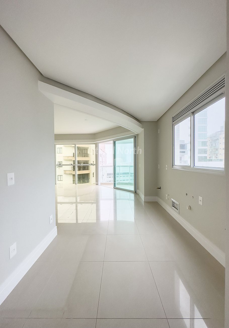 Apartamento à venda com 3 quartos, 3 suítes, 3 vagas e 142m² no Centro, Balneário Camboriú (SC) — foto 13 de 30