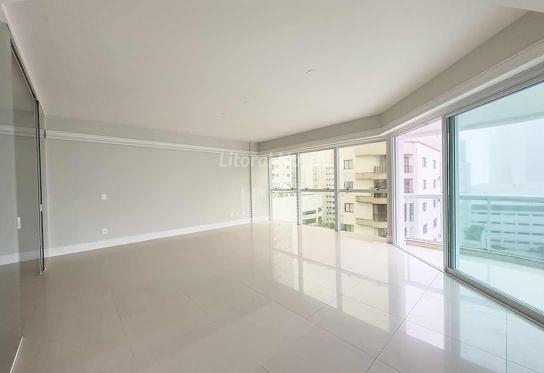 Apartamento à venda com 3 quartos, 3 suítes, 3 vagas e 142m² no Centro, Balneário Camboriú (SC) — foto 8 de 30