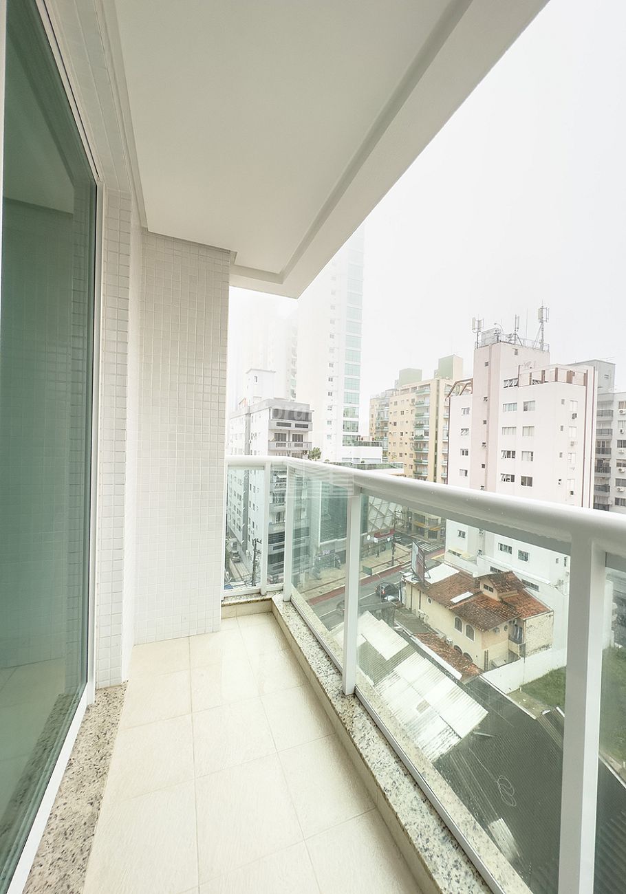 Apartamento à venda com 3 quartos, 3 suítes, 3 vagas e 142m² no Centro, Balneário Camboriú (SC) — foto 25 de 30