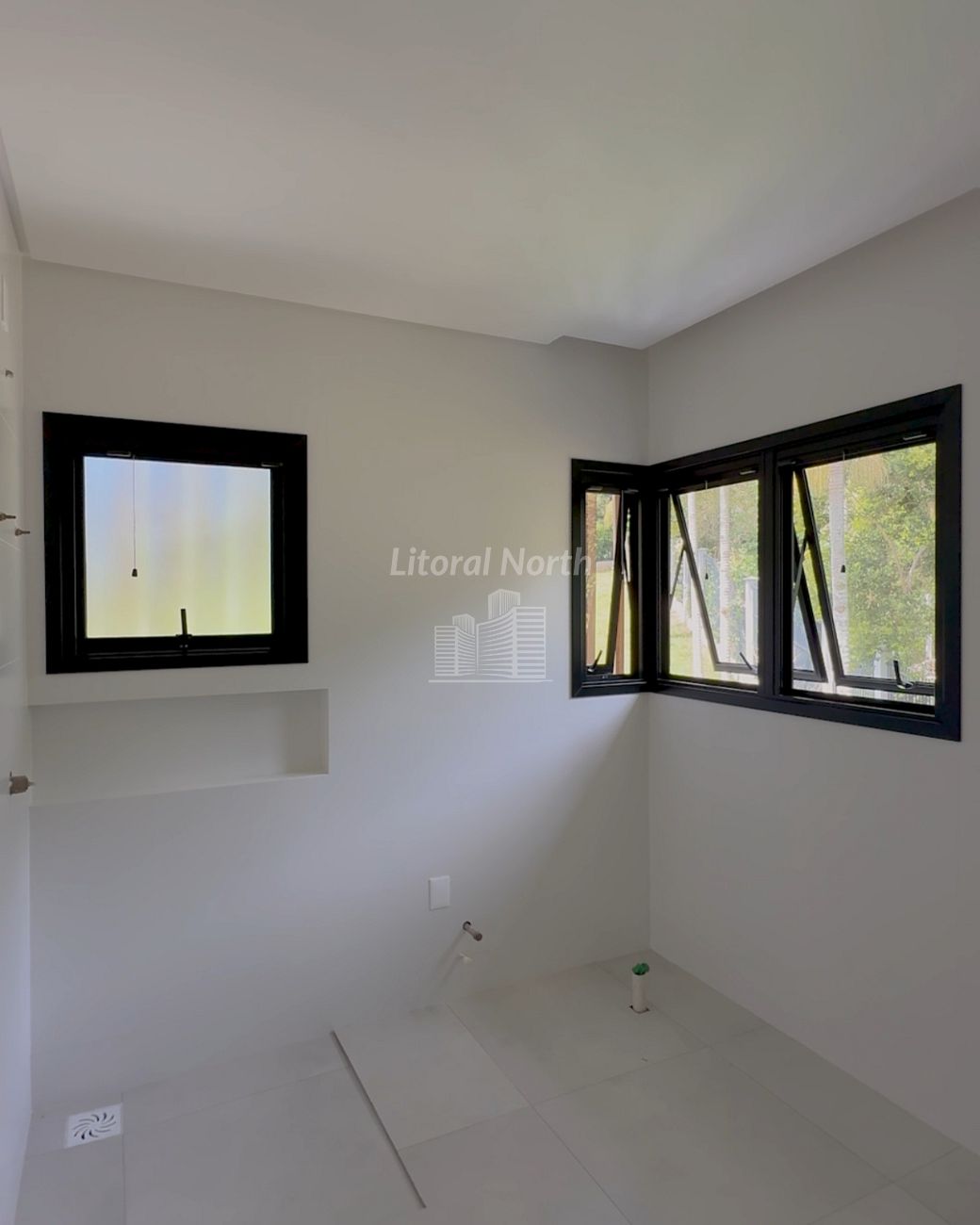 Casa à venda com 3 quartos, 3 suítes, 2 vagas e 339m² no Taquaras, Balneário Camboriú (SC) — foto 12 de 14
