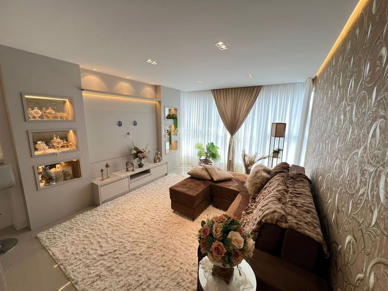 Apartamento de 3 quartos, 136m² no bairro Centro, em Balneário Camboriú | Eu Corretor