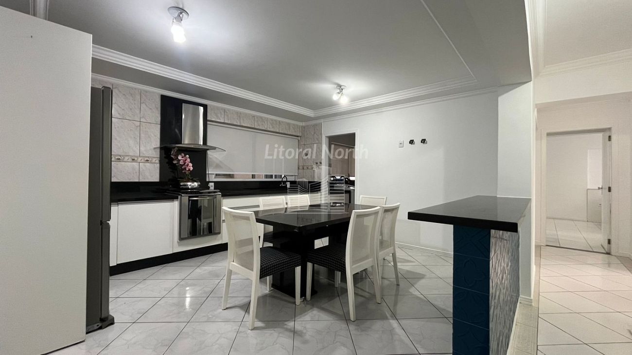Apartamento à venda com 3 quartos, 1 suíte, 1 vaga e 192m² no Centro, Balneário Camboriú (SC) — foto 8 de 18