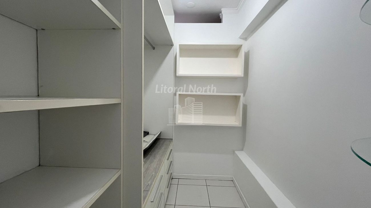 Apartamento à venda com 3 quartos, 1 suíte, 1 vaga e 192m² no Centro, Balneário Camboriú (SC) — foto 12 de 18