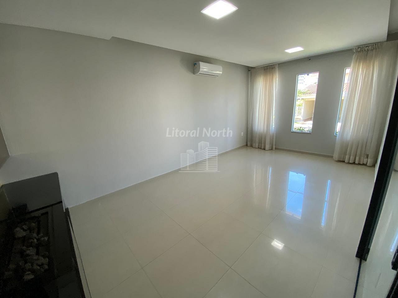 Casa à venda com 6 quartos, 5 suítes, 4 vagas e 496m² no Centro, Balneário Camboriú (SC) — foto 30 de 30