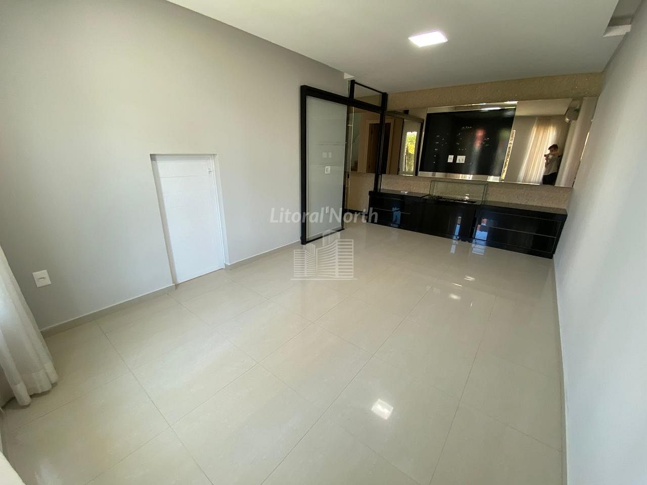 Casa à venda com 6 quartos, 5 suítes, 4 vagas e 496m² no Centro, Balneário Camboriú (SC) — foto 29 de 30