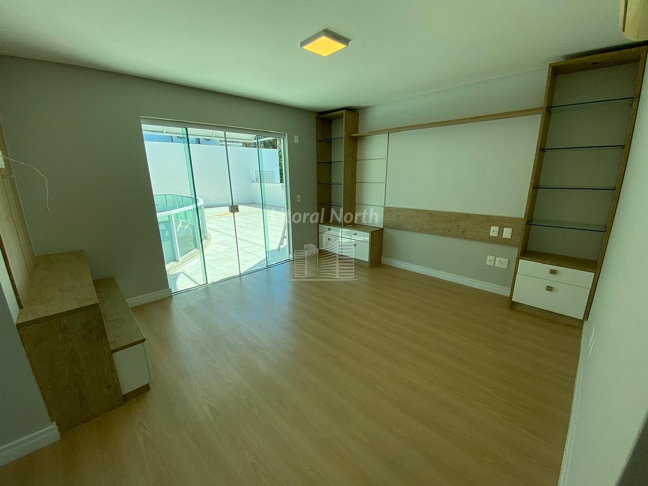 Casa à venda com 6 quartos, 5 suítes, 4 vagas e 496m² no Centro, Balneário Camboriú (SC) — foto 24 de 30