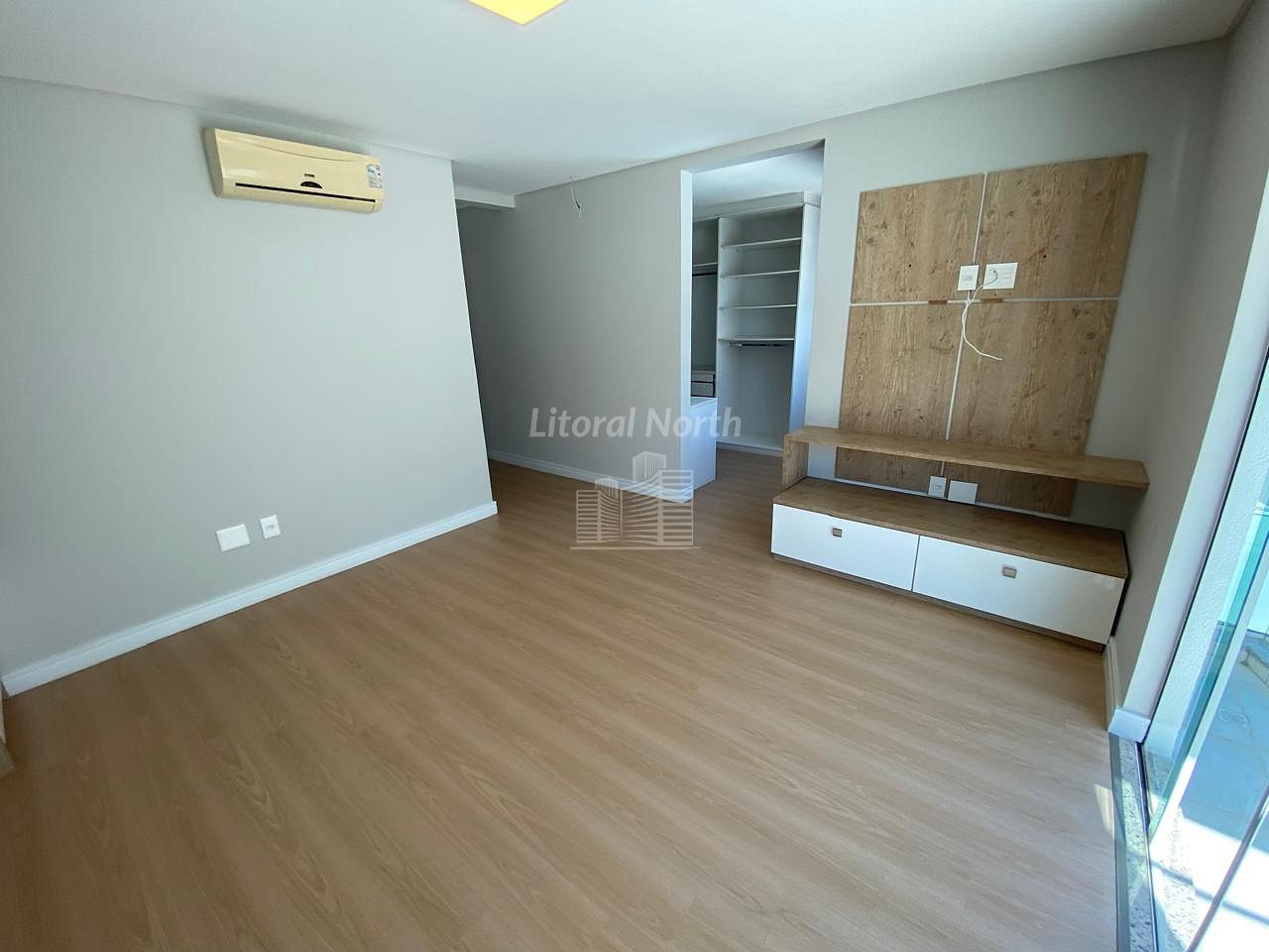 Casa à venda com 6 quartos, 5 suítes, 4 vagas e 496m² no Centro, Balneário Camboriú (SC) — foto 23 de 30
