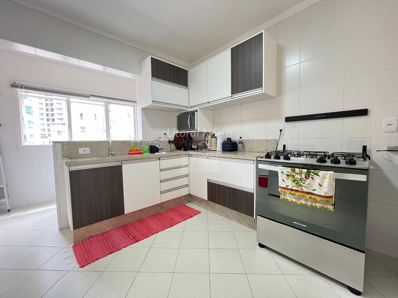 Apartamento à venda com 2 quartos, 1 suíte, 2 vagas e 95m² no Centro, Balneário Camboriú (SC) — foto 5 de 17
