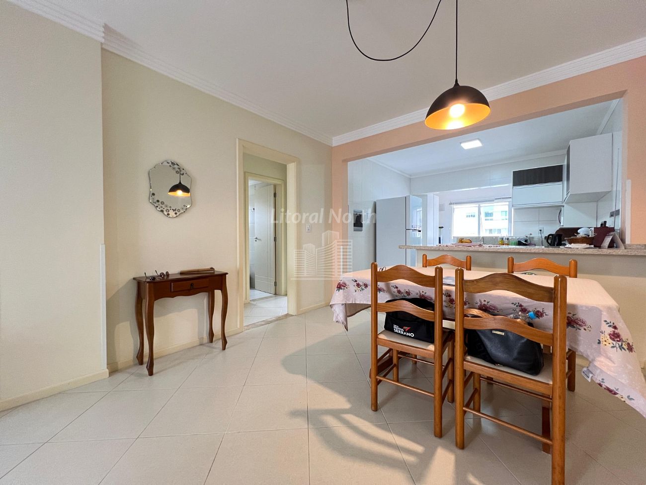 Apartamento à venda com 2 quartos, 1 suíte, 2 vagas e 95m² no Centro, Balneário Camboriú (SC) — foto 7 de 17