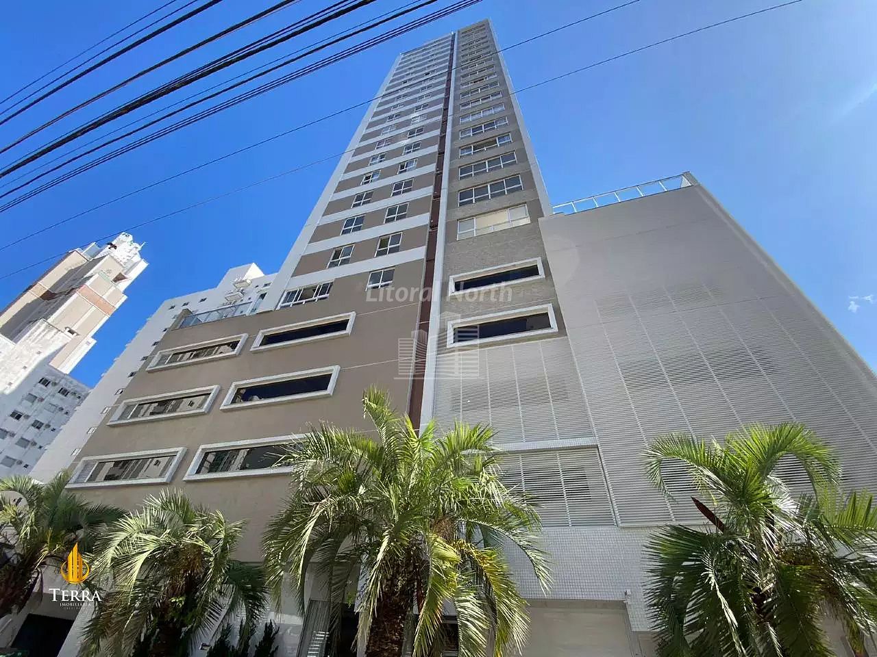 Apartamento à venda com 3 quartos, 3 suítes, 2 vagas e 115m² no Pioneiros, Balneário Camboriú (SC) — foto 2 de 14