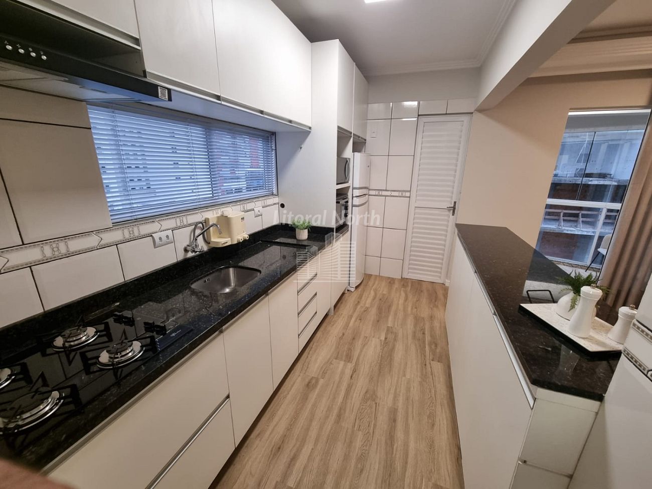 Apartamento à venda com 3 quartos, 1 suíte, 2 vagas e 86m² no Centro, Balneário Camboriú (SC) — foto 9 de 15