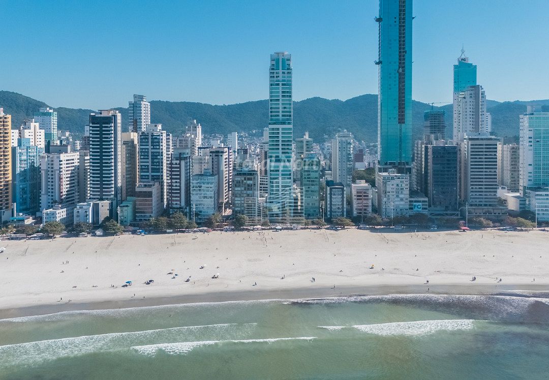 Apartamento de 3 quartos, 316m² no bairro Centro, em Balneário Camboriú | Eu Corretor