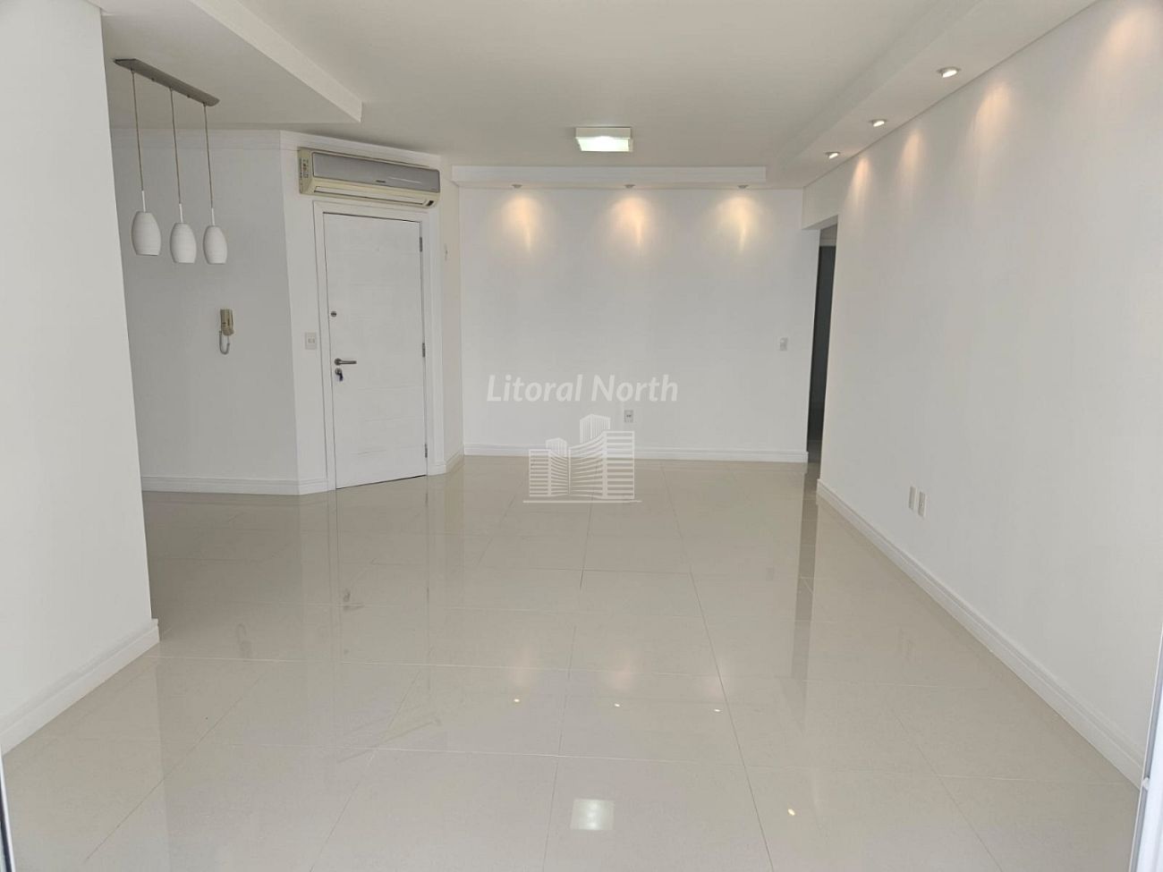 Apartamento à venda com 3 quartos, 3 suítes, 2 vagas e 107m² no Centro, Balneário Camboriú (SC) — foto 10 de 27