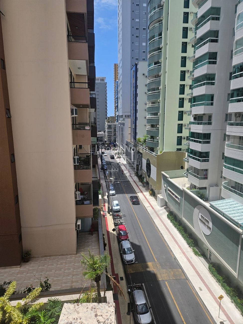 Apartamento à venda com 3 quartos, 3 suítes, 2 vagas e 107m² no Centro, Balneário Camboriú (SC) — foto 25 de 27
