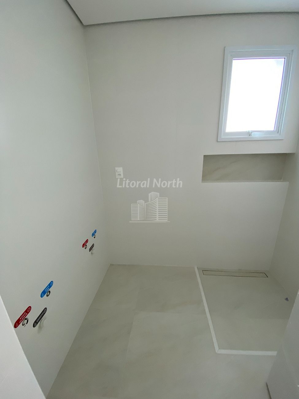 Apartamento à venda com 4 quartos, 3 suítes, 2 vagas e 132m² no Centro, Balneário Camboriú (SC) — foto 13 de 28
