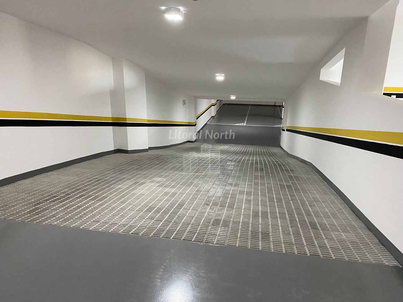 Apartamento à venda com 4 quartos, 3 suítes, 2 vagas e 132m² no Centro, Balneário Camboriú (SC) — foto 19 de 28
