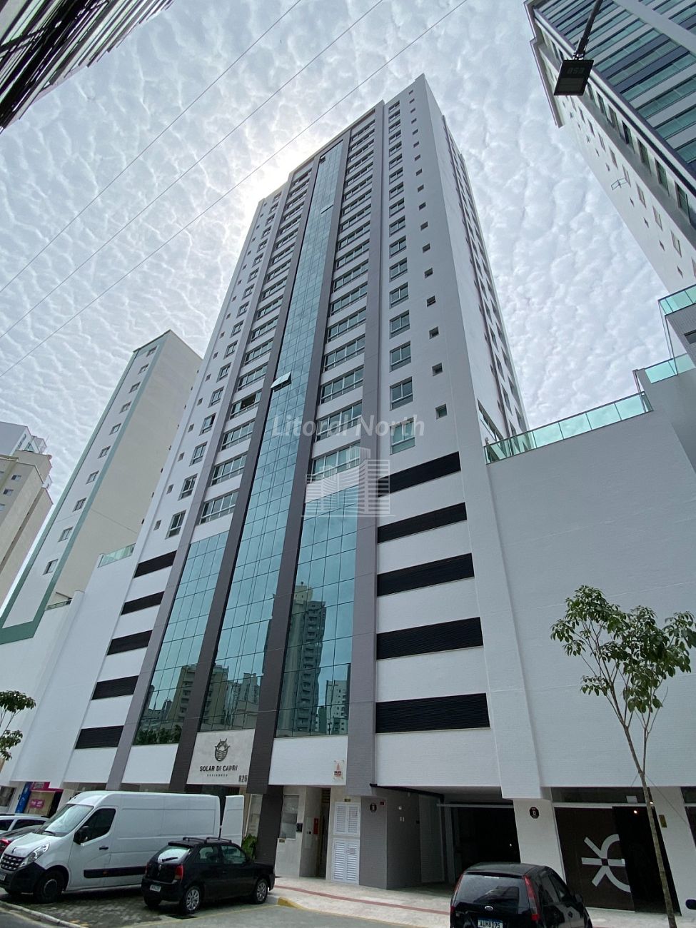 Apartamento à venda com 4 quartos, 3 suítes, 2 vagas e 132m² no Centro, Balneário Camboriú (SC) — foto 2 de 28