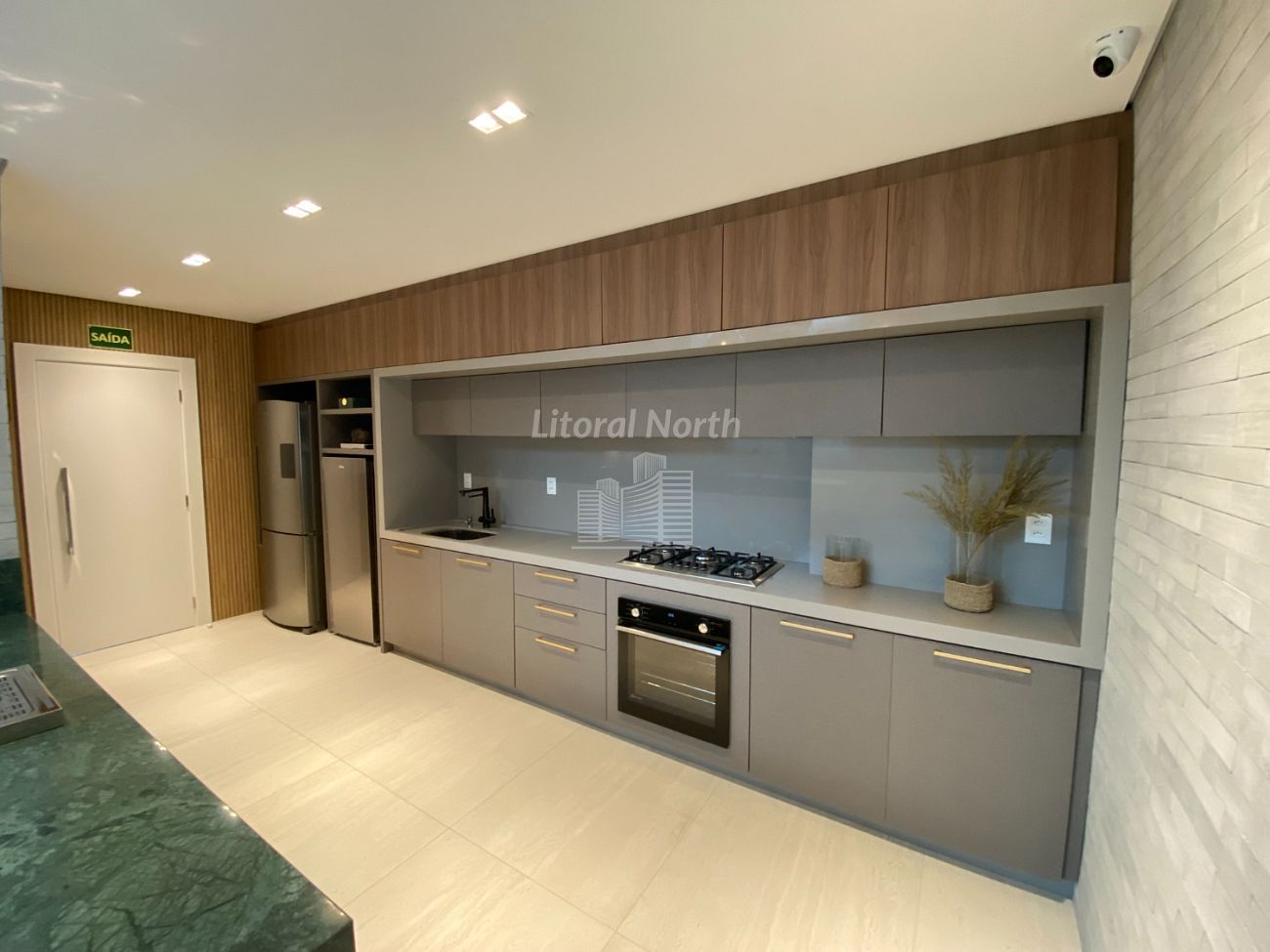 Apartamento à venda com 4 quartos, 3 suítes, 2 vagas e 132m² no Centro, Balneário Camboriú (SC) — foto 25 de 28