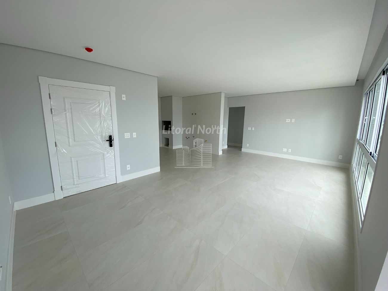 Apartamento à venda com 4 quartos, 3 suítes, 2 vagas e 132m² no Centro, Balneário Camboriú (SC) — foto 5 de 28