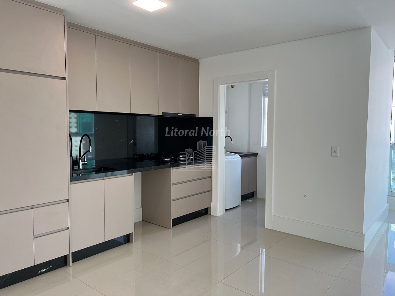 Apartamento à venda com 3 quartos, 3 suítes, 3 vagas e 137m² no Centro, Balneário Camboriú (SC) — foto 9 de 30