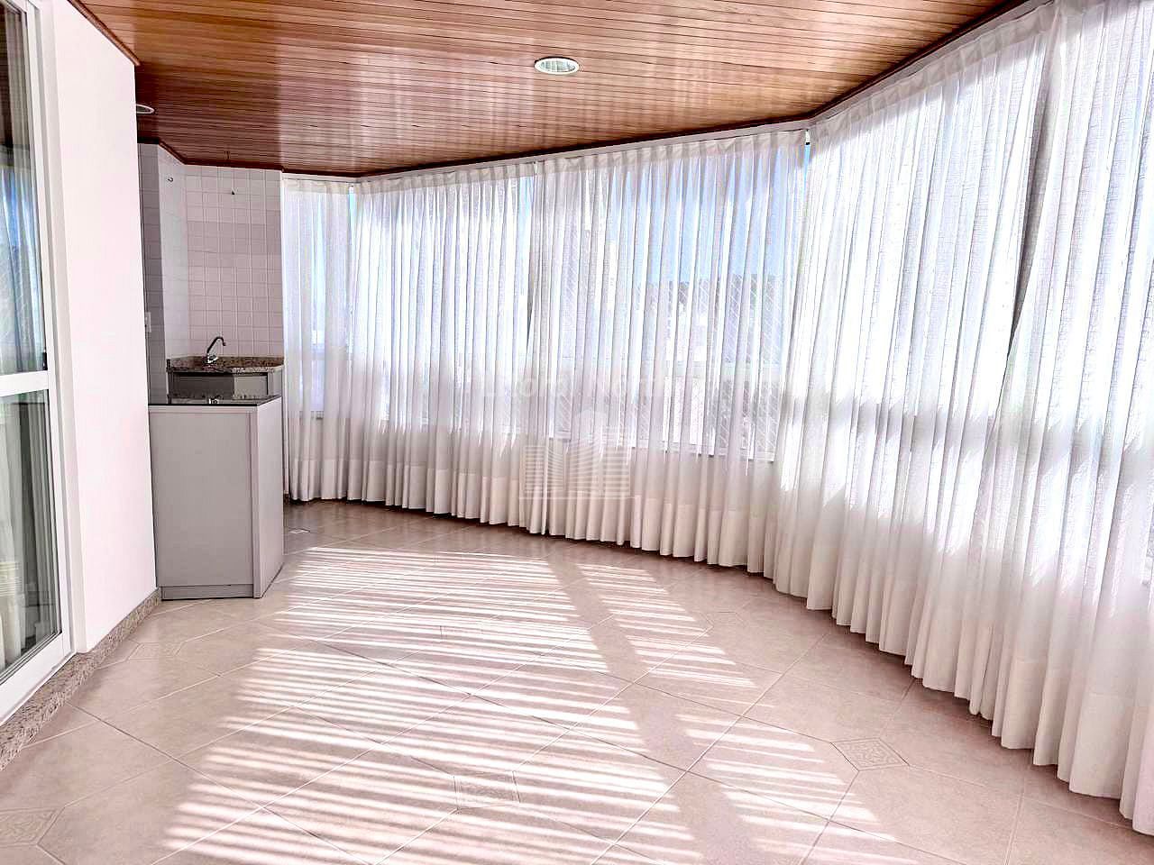 Apartamento à venda com 3 quartos, 1 suíte, 1 vaga e 120m² no Centro, Balneário Camboriú (SC) — foto 8 de 17