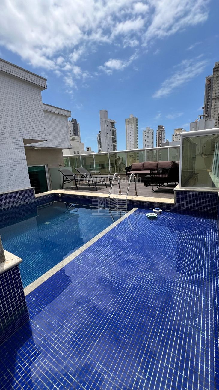 Cobertura de 3 quartos, 239m² no bairro Centro, em Balneário Camboriú | Eu Corretor