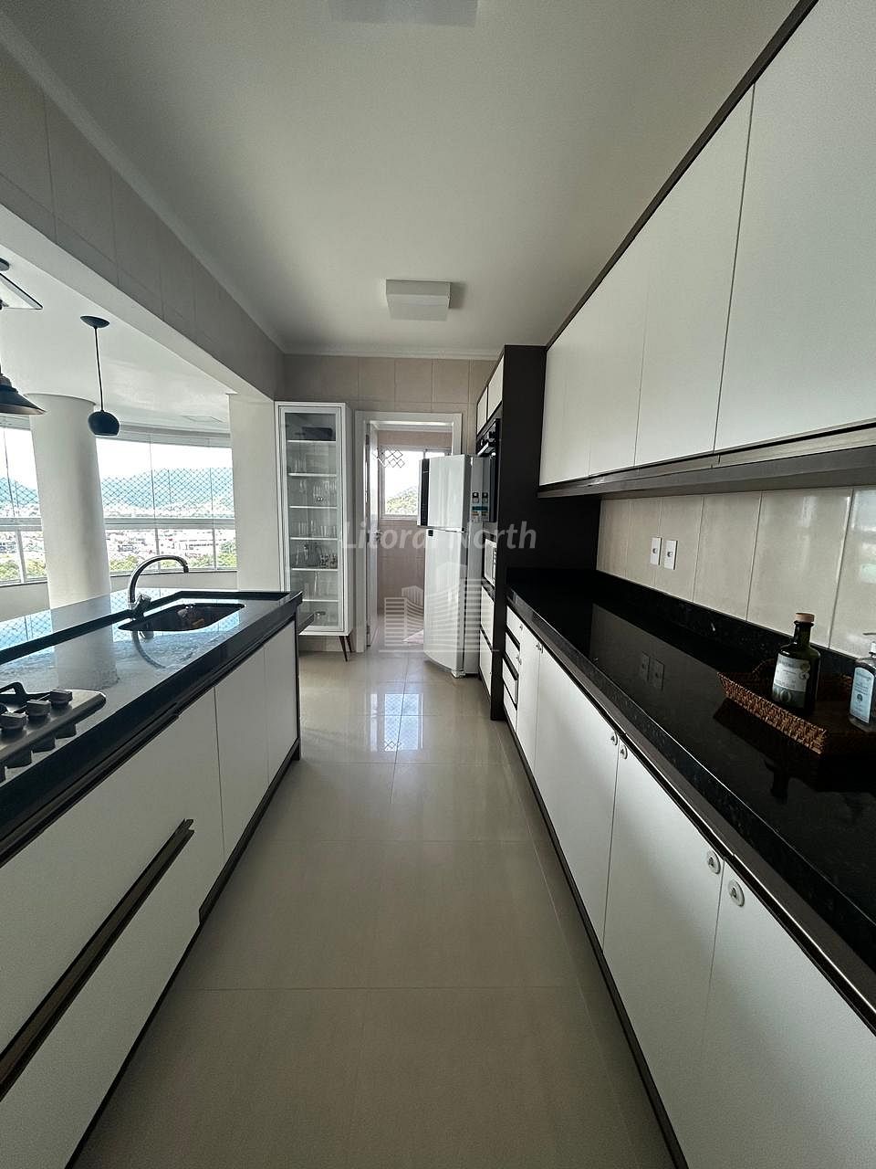 Apartamento à venda com 3 quartos, 3 suítes, 2 vagas e 128m² no Centro, Balneário Camboriú (SC) — foto 7 de 16