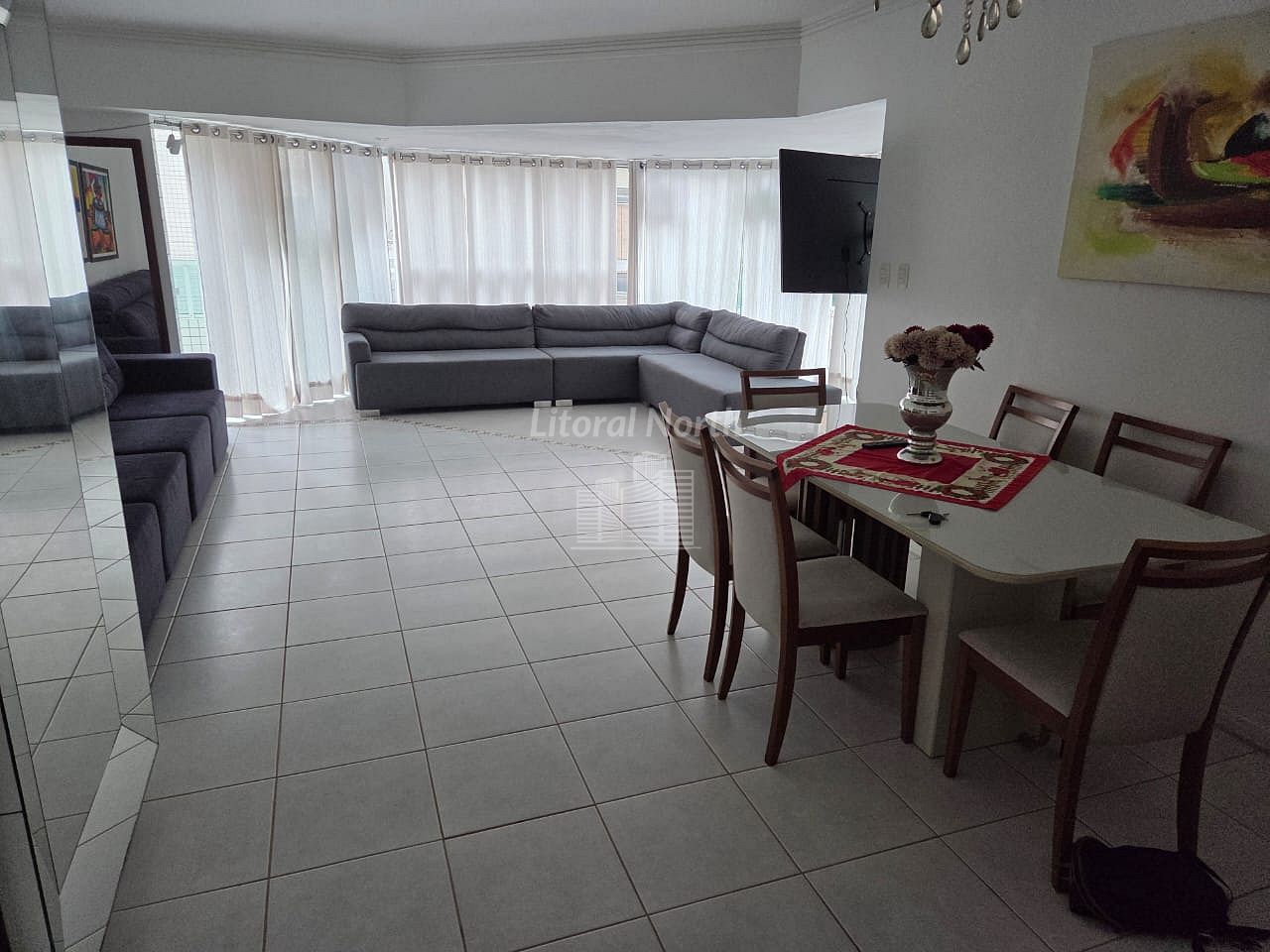 Apartamento à venda com 3 quartos, 2 suítes, 2 vagas e 240m² no Centro, Balneário Camboriú (SC) — foto 3 de 13