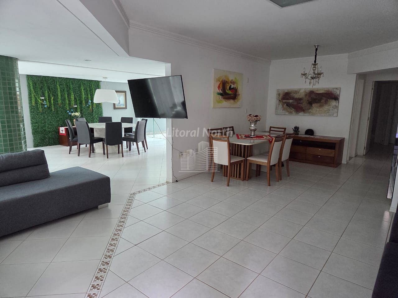 Apartamento à venda com 3 quartos, 2 suítes, 2 vagas e 240m² no Centro, Balneário Camboriú (SC) — foto 4 de 13