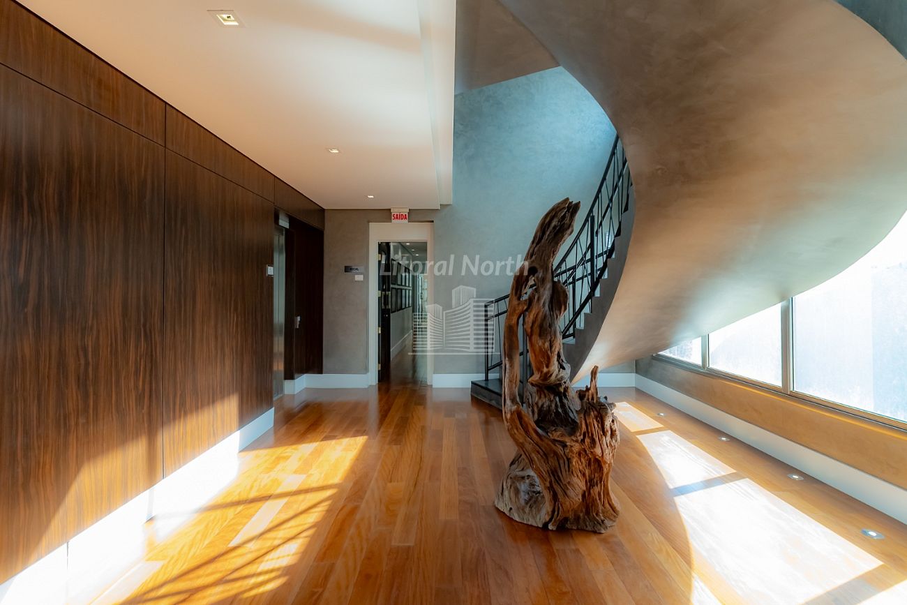 Apartamento de 4 quartos, 255m² no bairro Centro, em Balneário Camboriú | Eu Corretor