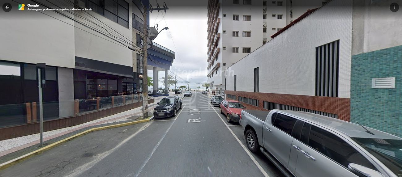 Apartamento à venda com 3 quartos, 1 suíte, 1 vaga e 111m² no Centro, Balneário Camboriú (SC) — foto 3 de 17