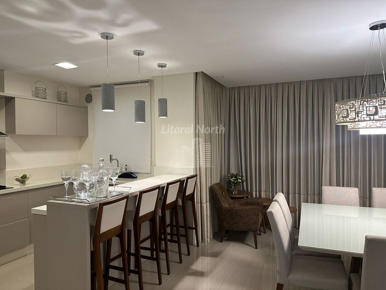 Apartamento à venda com 4 quartos, 3 suítes, 4 vagas e 136m² no Centro, Balneário Camboriú (SC) — foto 5 de 22