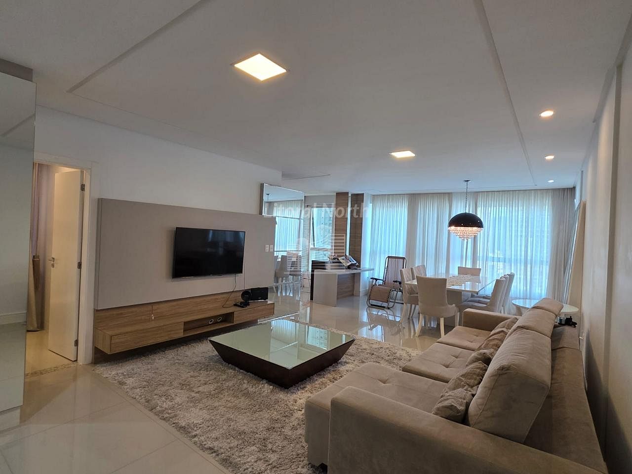 Apartamento de 3 quartos, 120m² no bairro Centro, em Balneário Camboriú | Eu Corretor