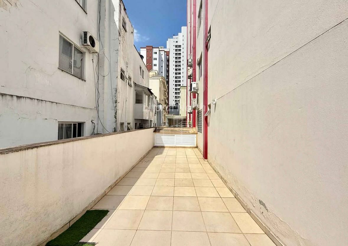 Apartamento à venda com 2 quartos, 1 suíte, 1 vaga e 131m² no Centro, Balneário Camboriú (SC) — foto 9 de 14