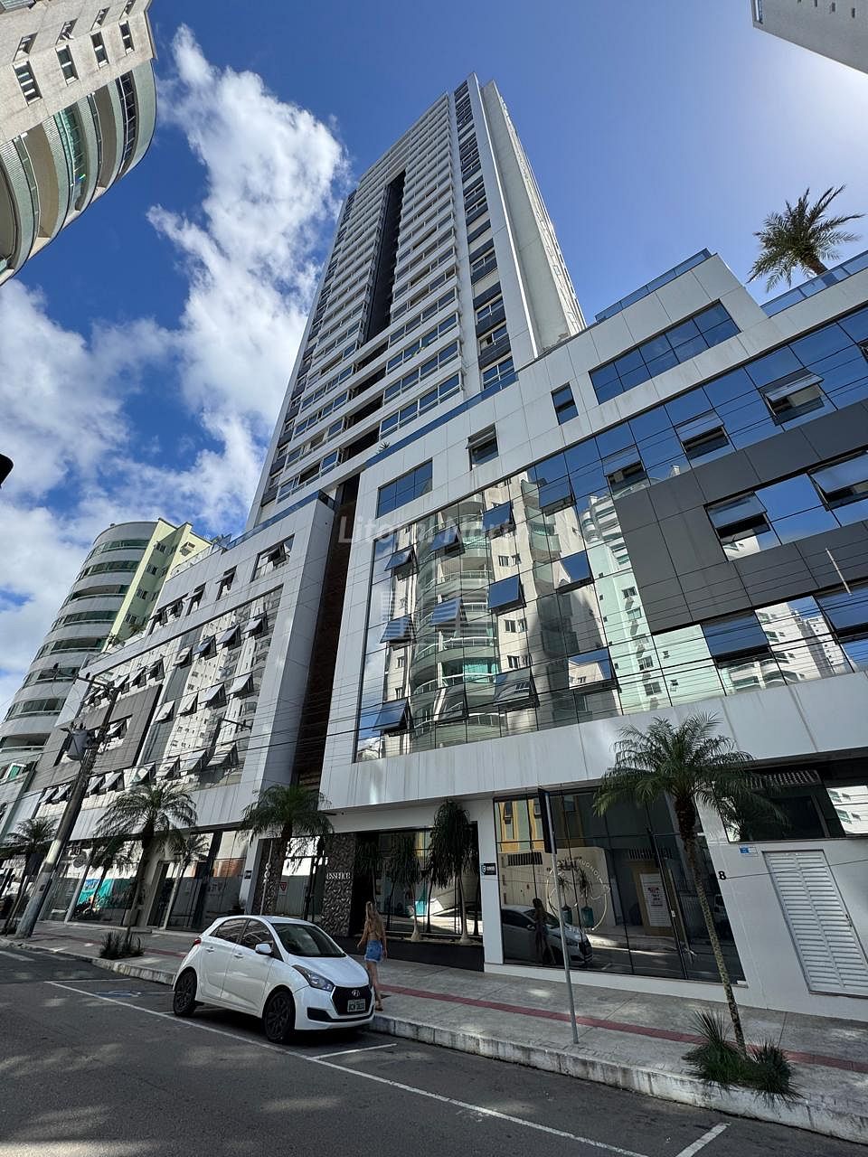 Apartamento à venda com 3 quartos, 3 suítes, 3 vagas e 135m² no Pioneiros, Balneário Camboriú (SC) — foto 5 de 30