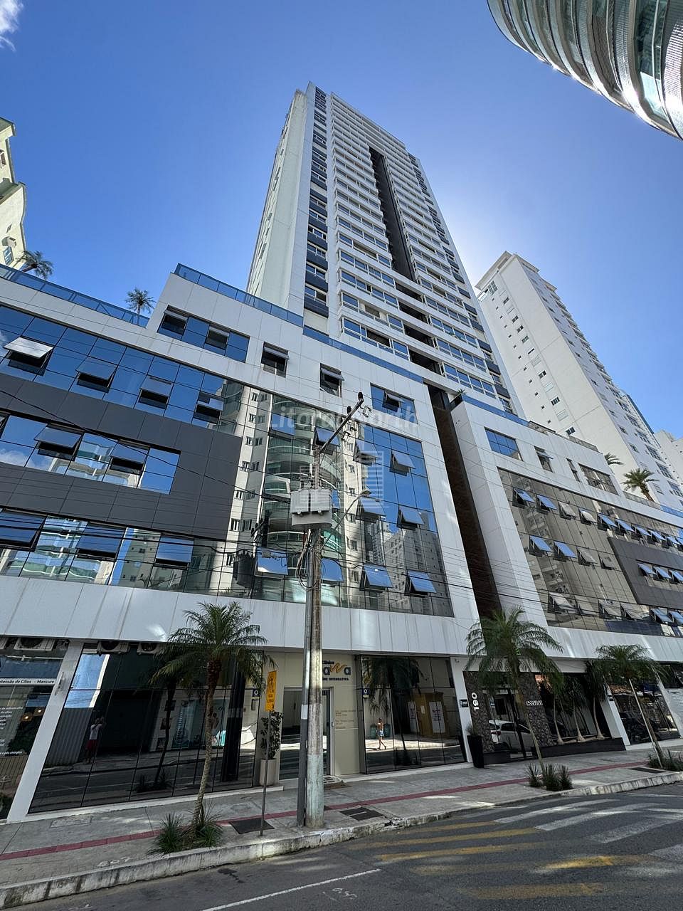 Apartamento à venda com 3 quartos, 3 suítes, 3 vagas e 135m² no Pioneiros, Balneário Camboriú (SC) — foto 4 de 30