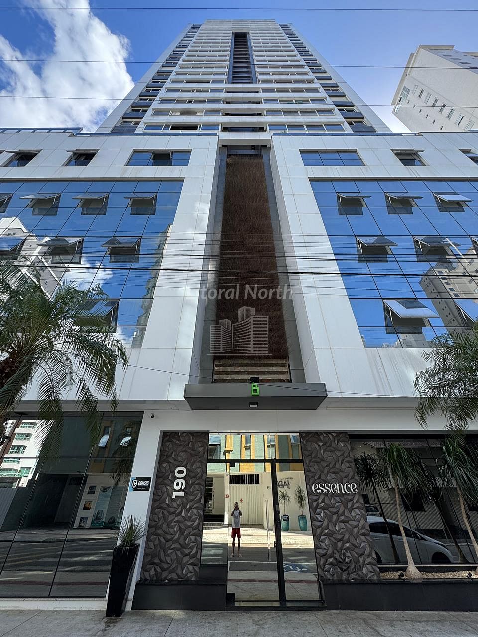 Apartamento à venda com 3 quartos, 3 suítes, 3 vagas e 135m² no Pioneiros, Balneário Camboriú (SC) — foto 3 de 30