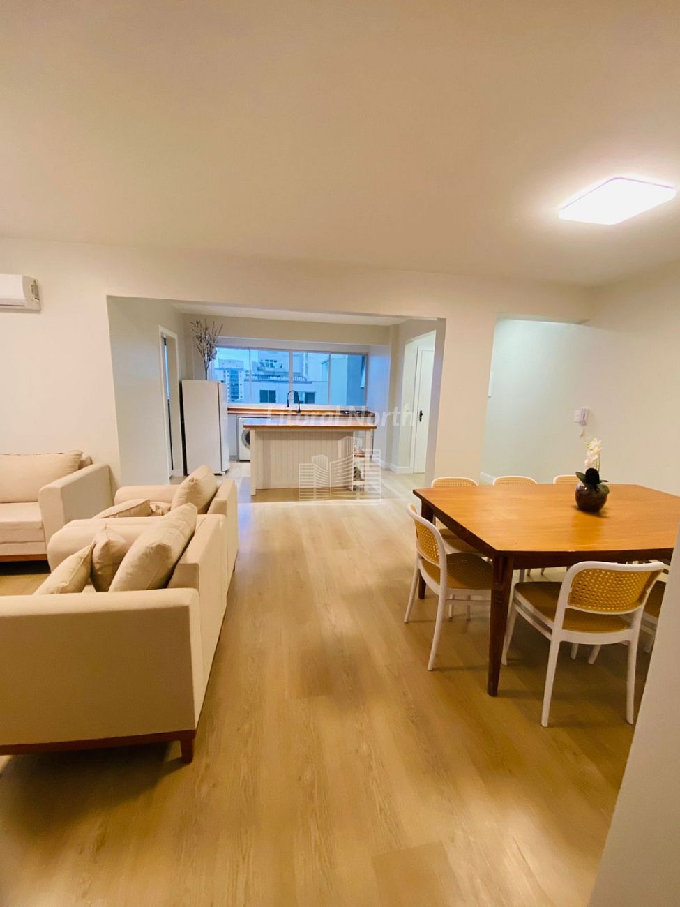 Apartamento à venda com 4 quartos, 2 suítes, 1 vaga e 119m² no Centro, Balneário Camboriú (SC) — foto 4 de 30