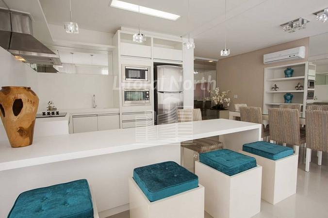 Apartamento Alto-padrão no Centro de Balneário Camboriú — foto 13