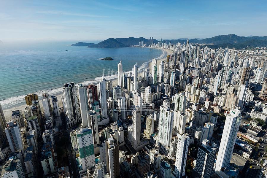 Apartamento no Centro de Balneário Camboriú — foto 14