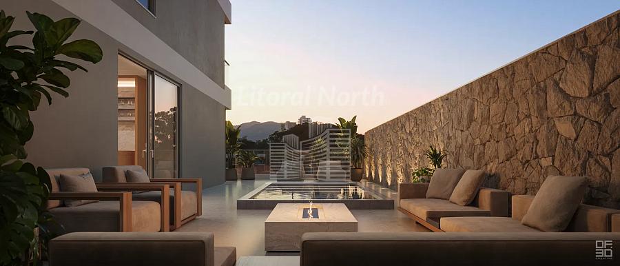 Lançamento na Praia Brava á poucos metros do mar. — foto 8