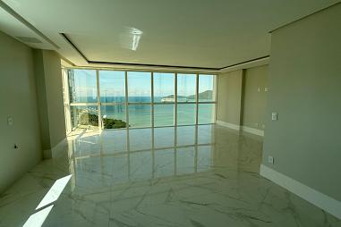 Apartamento com 4 quartos à venda, 151m², 5 banheiros, 3 garagens - Centro - Balneário Camboriú
