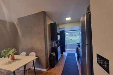 Mobiliado para locação anual no Max Haus Praia Brava – 2 dormitórios (1 suíte), 70 m², 1 vaga