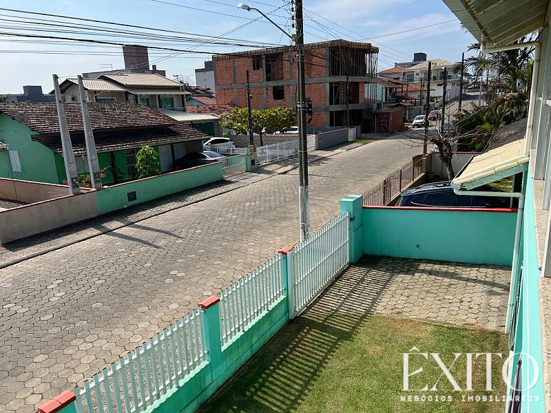 Casa com 3 su�tes 3